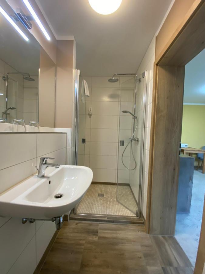 Vorsicht Hotel Deyelsdorf Екстериор снимка